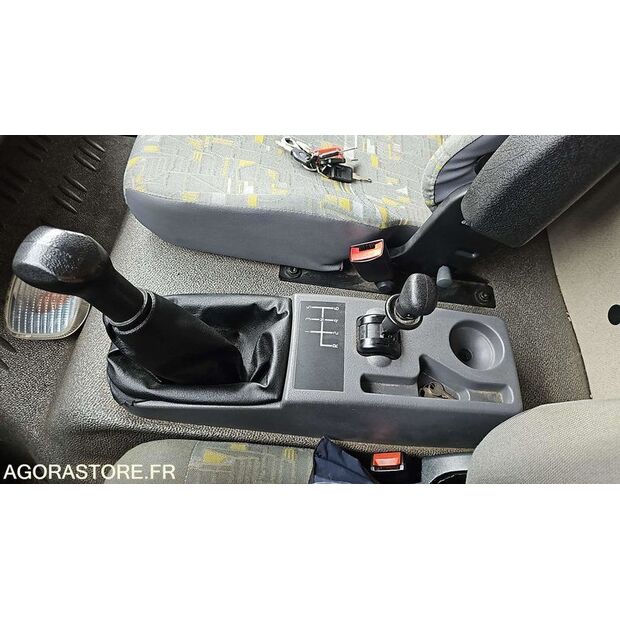 2004 رينو Midlum-46677553