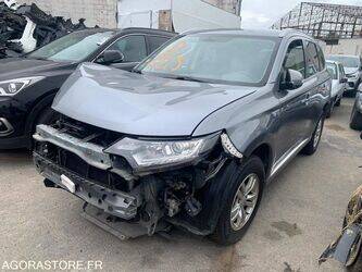 Image for CARS 2016 MITSUBISHI Outlander