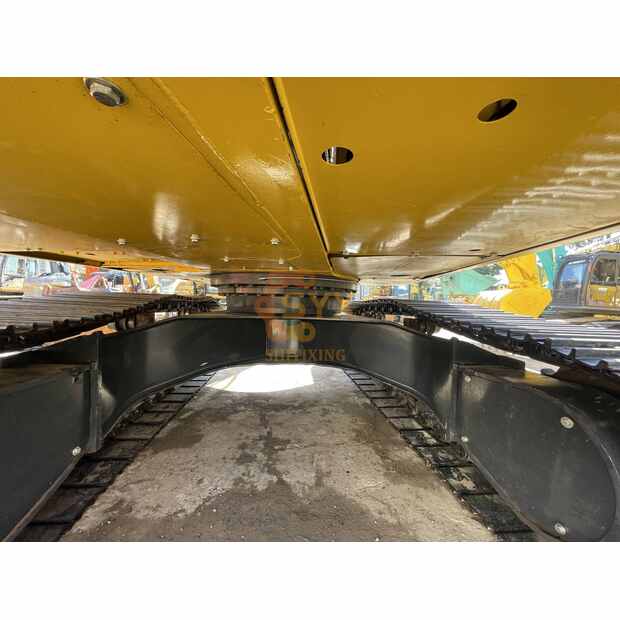 2024 Komatsu PC200-8-46677637