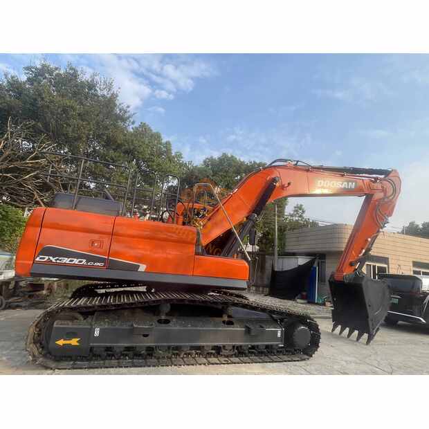 2024 Doosan DX300LCA-46678426