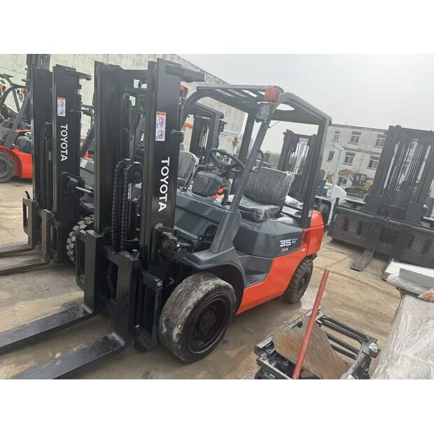 2023 تويوتا 35-46678521