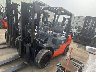 2023-toyota-35-46678521