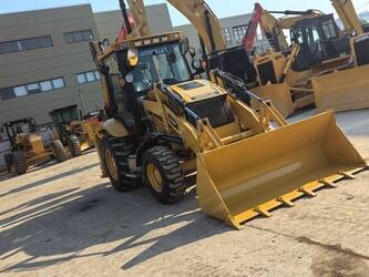 Image de TRACTOPELLES 2023 Caterpillar 420F