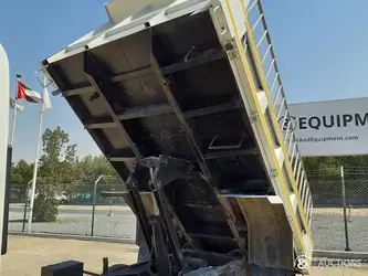 2024-isuzu-npr-1426286-46678927