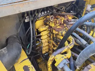 2017-komatsu-pc400lc-8r-1424132-46679215