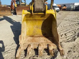 2017-komatsu-pc400lc-8r-1424132-46679227