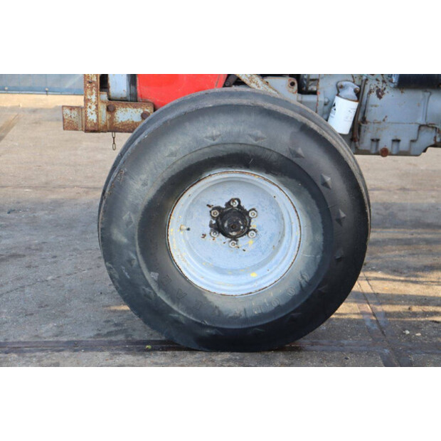 ماسي فيرغسون MF 590-46679740