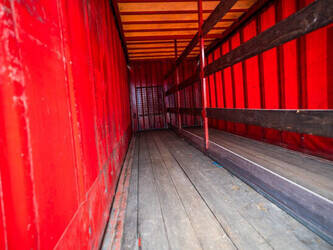 2005-daf-lf-55-180-1443855-46679803