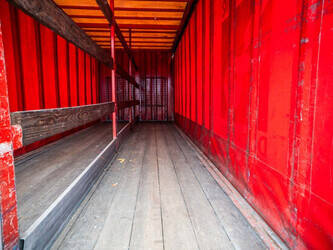 2005-daf-lf-55-180-1443855-46679804