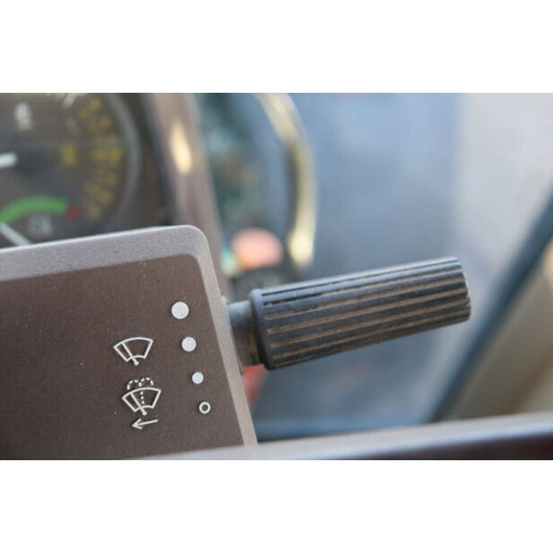 2002 JOHN DEERE 6920S-46680146