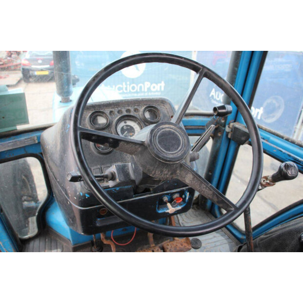 1985 فورد 6610-46680324