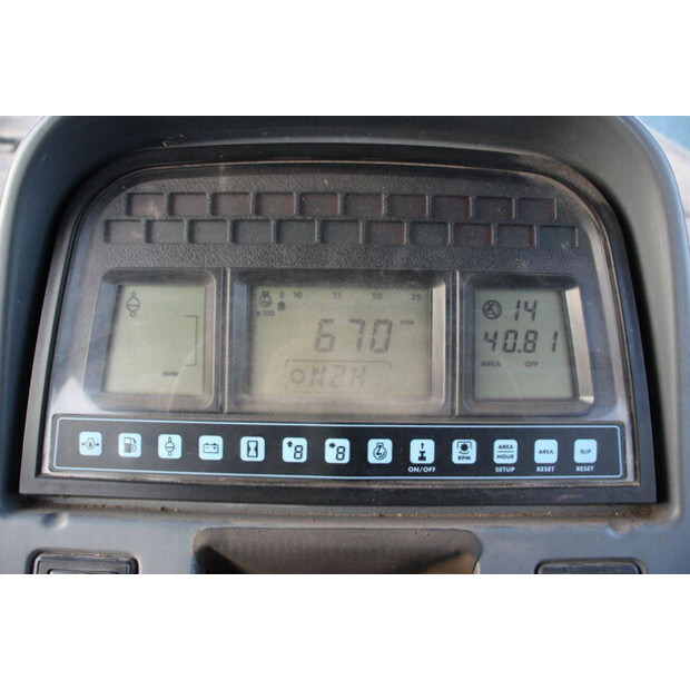 1999 نيو هولاند TS90-46680402