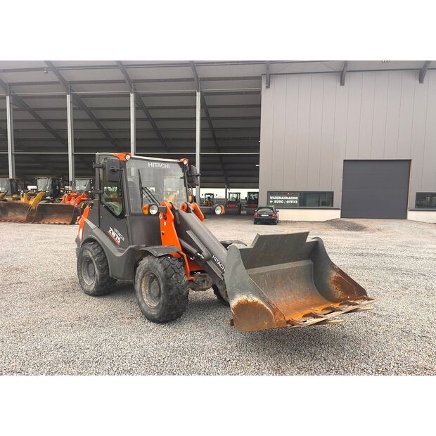 2020 هيتاشى ZW95-6C-46689892