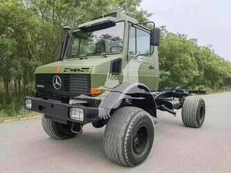 صورة ل شاحنات 1995 مرسيدس بنز UNIMOG 2150