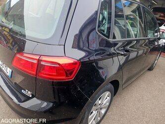 2014-volkswagen-golf-1444014-46696043