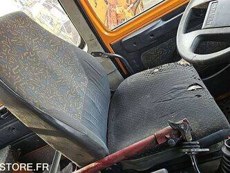 1999-renault-s150-1444015-46696051