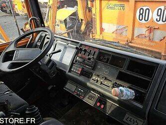 1999-renault-s150-1444015-46696061