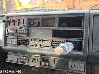 1999-renault-s150-1444015-46696064