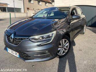 صورة ل سيارات 2020 رينو Megane للبيع في فرنسا