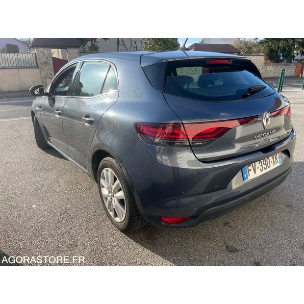 2020 رينو Megane-46696268