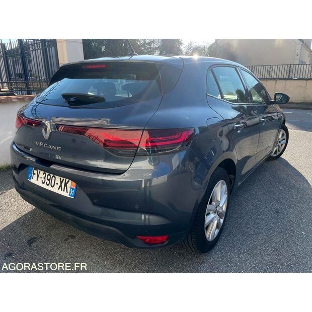 2020 رينو Megane-46696270