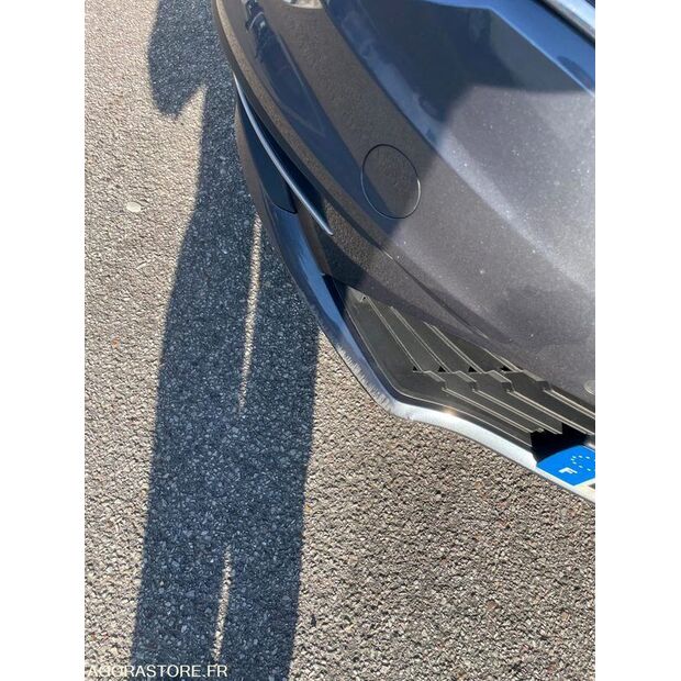 2020 رينو Megane-46696278