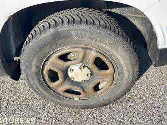 2019-dacia-duster-1444026-46696371