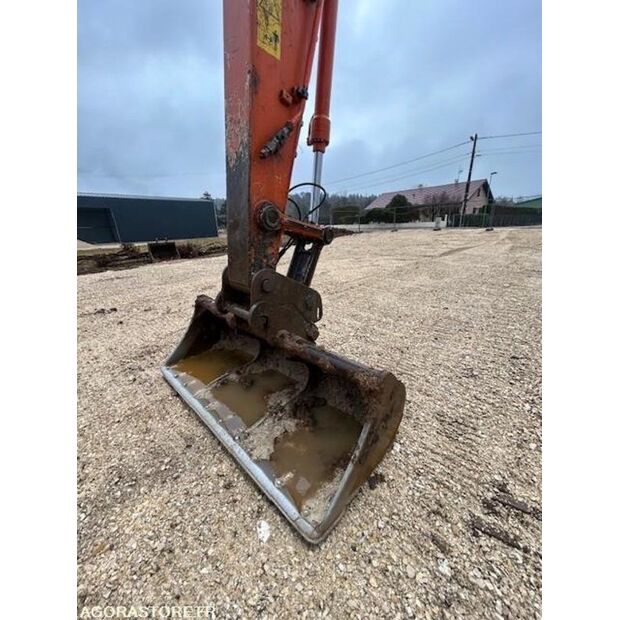 2008 Hitachi ZX180LC-3-46696407