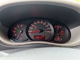 2016-renault-master-1444030-46696417