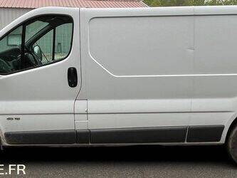 2009-renault-trafic-1444035-46696503