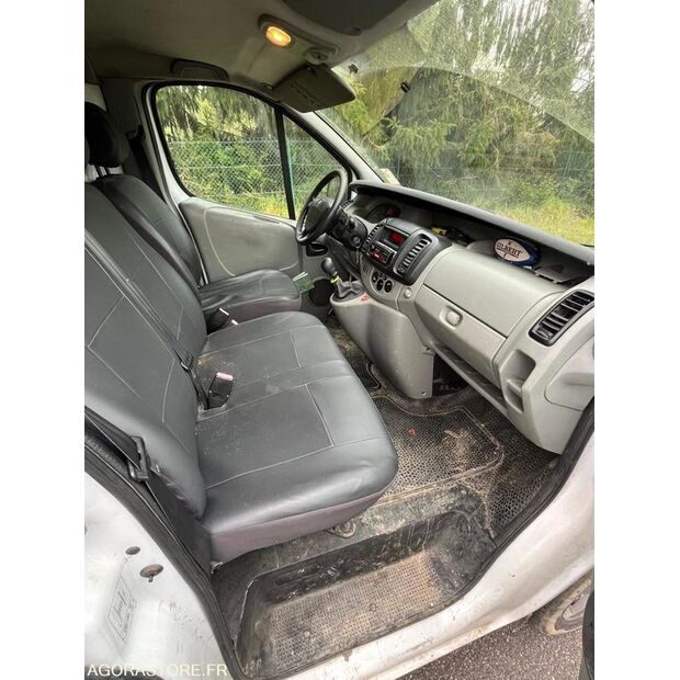 2009 رينو Trafic-46696509