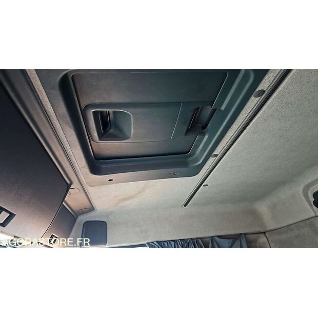 2000 Renault Kerax-46696596