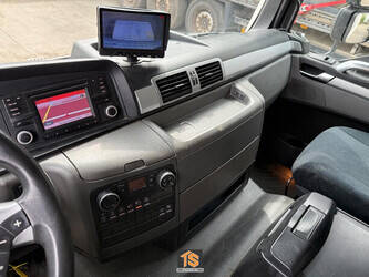 2015-man-tgl-12-220-1444043-46696759