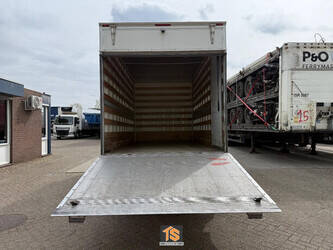 2017-volkswagen-crafter-1444044-46696768