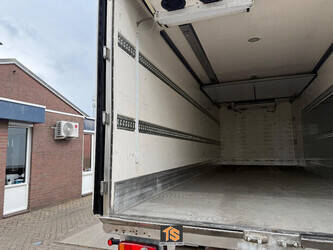 2016-daf-lf-220-fa-1444045-46696787