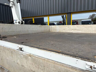 2011-iveco-eurocargo-1444046-46696810