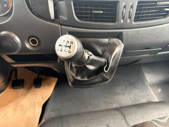 2011-iveco-eurocargo-1444046-46696811