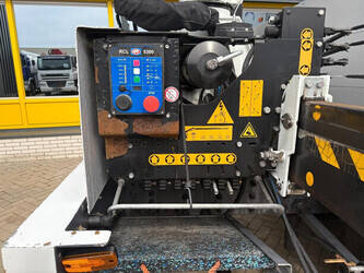 2011-iveco-eurocargo-1444046-46696816