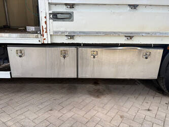 2011-iveco-eurocargo-1444046-46696819