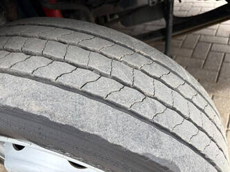 2011-iveco-eurocargo-1444046-46696842