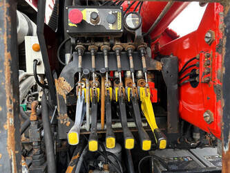 2005-man-tga-33-390-1444047-46696856