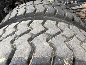 2005-man-tga-33-390-1444047-46696870