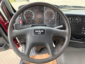 2005-man-tga-33-390-1444047-46696879