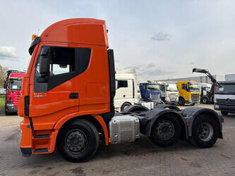 2015-iveco-stralis-1444048-46696893