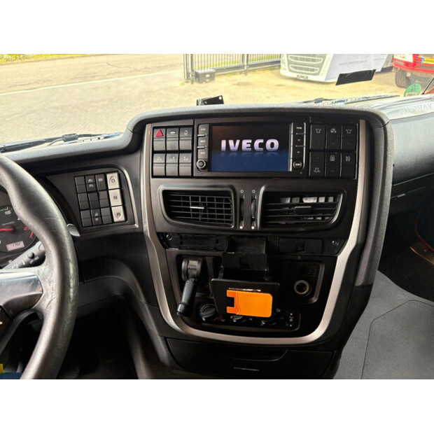 2015 ايفكو STRALIS-46696904