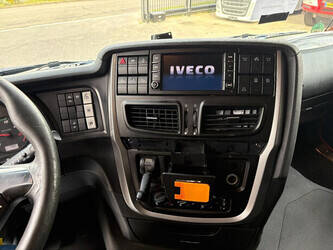 2015-iveco-stralis-1444048-46696904