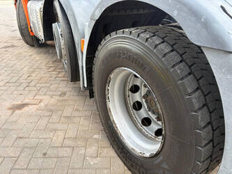 2015-iveco-stralis-1444048-46696908