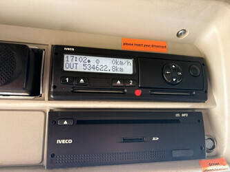 2015-iveco-stralis-1444048-46696910