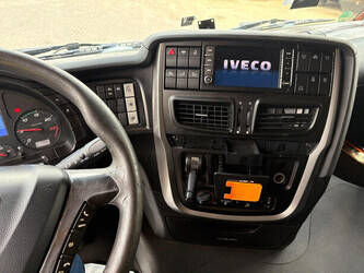 2015-iveco-stralis-1444048-46696911