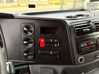 2014-mercedes-benz-atego-1444049-46696925